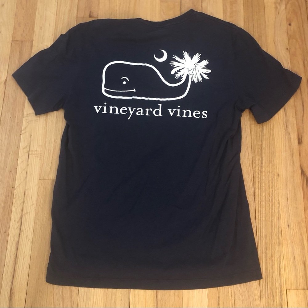Men’s Vineyard Vine Tee